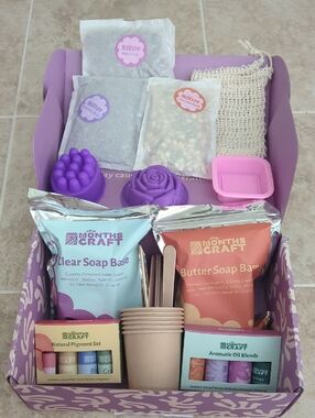 This Month's Craft Soap Making Kit New